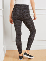 MUTED BLACK EVERYDAY STRETCH LEGGINGS - CAMO | Talbots near me