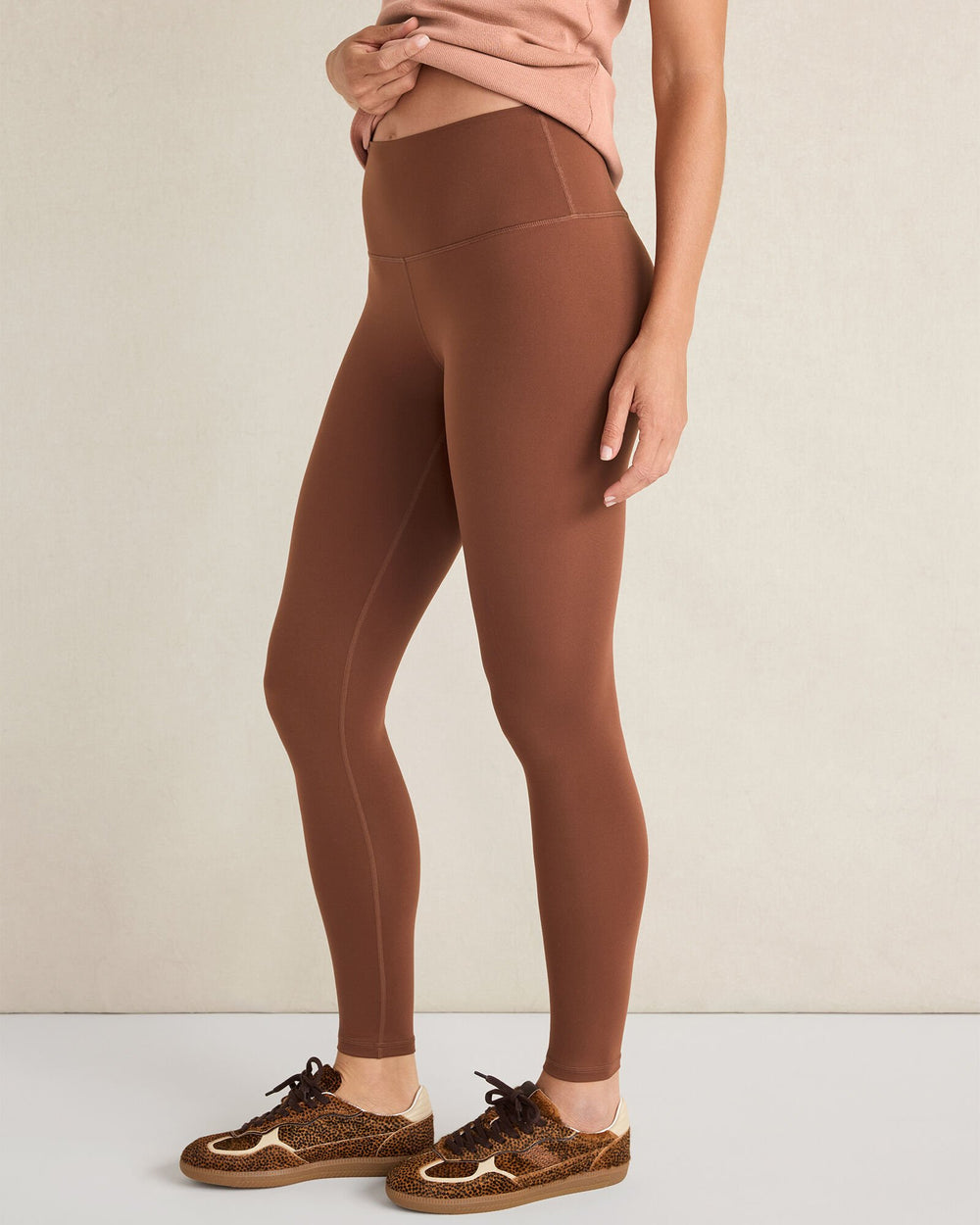 BLACK|BURNT SPICE|MIDNIGHT|NORTH SEA|RAINFALL|SLATE BROWN|TWILIGHT|BLACKCURRANT|BURGUNDY BERRY|DRIFTWOOD|OLIVE|PORCINI|BRANCH|HUNTER|MESA|NEPTUNE|PORTABELLA|TIGER'S EYE BALANCE LEGGINGS | Talbots online
