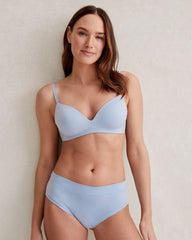 ALLOY|BLACK|DEEP TAUPE|ELDERBERRY|EVENTIDE|KALAMATA|NOUGAT|PORT ROYALE|SAND DOLLAR|SEPIA ROSE|SMOKEY TAUPE|TRUE BLACK|TRUE NOUGAT|BERING SEA EMBRACE LIGHTLY-LINED NO-WIRE T-SHIRT BRA | Talbots US
