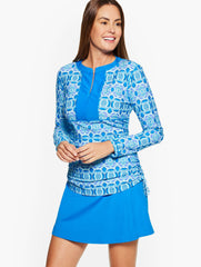 DIRECTOIRE BLUE MULTI CABANA LIFE® CRYSTAL COVE RUCHED SPORT SHIRT - CRYSTAL GEO | Talbots US