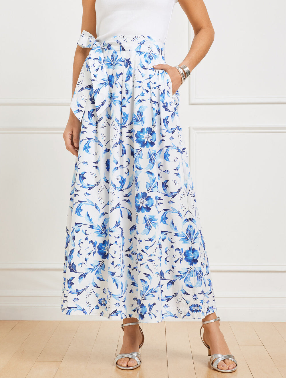 WHITE/INDIA INK PIPER PLEATED PATIO SKIRT - BEAUTIFUL SCROLL | Talbots on sale