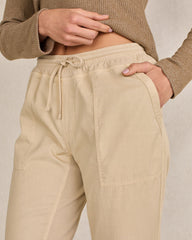 GARMENT DYE CARIBOU|GARMENT DYE FULL MOON|GARMENT DYE PIGNOLI|MINERAL|BIRCH THE EFFORTLESS TWILL JOGGER | Talbots online