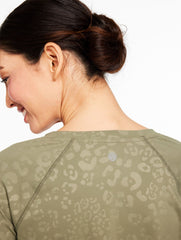 SAGEBRUSH MULTI OUT & ABOUT CREWNECK TEE - SPOT ON LEOPARD | Talbots near me