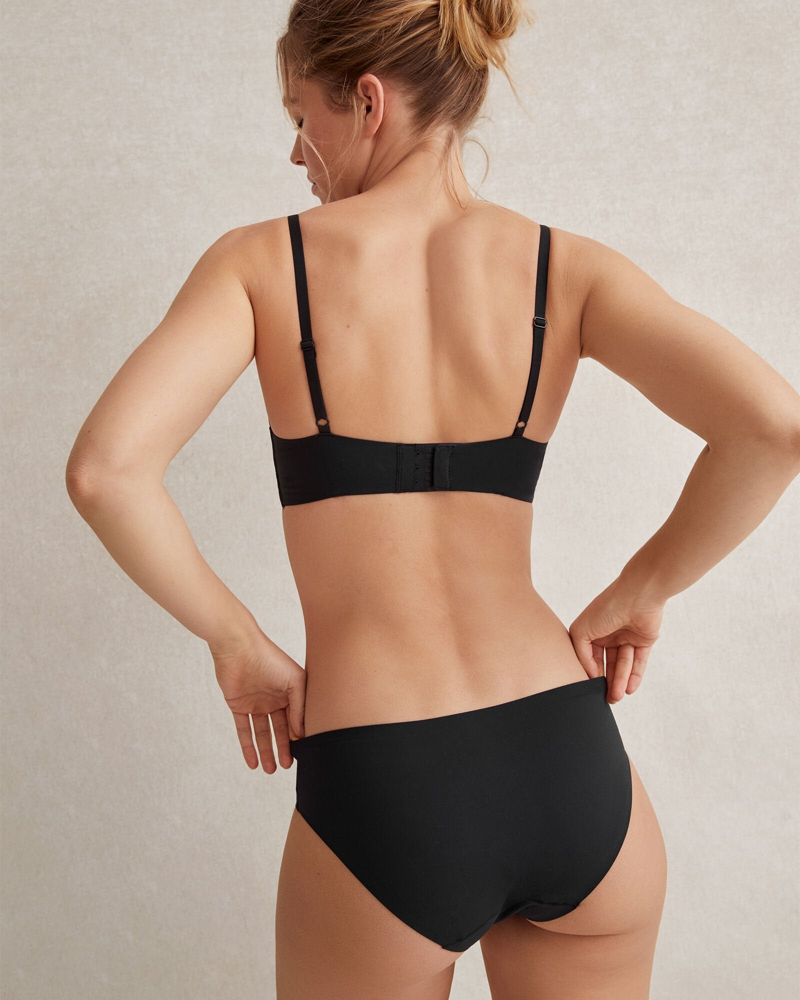 BLACK|BLUSH|SAND HARMONY TRIANGLE BRALETTE | Talbots US