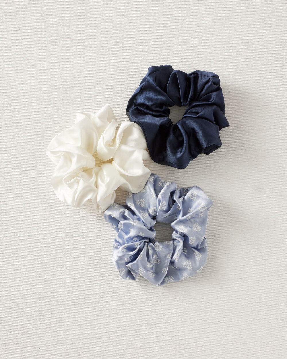BURGUNDY BERRY|IVORY|NAVY|PORCINI WASHABLE SILK SCRUNCHIE | Talbots for sale