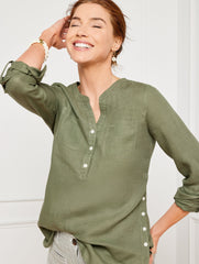 WHITE SIDE BUTTON LINEN BAND COLLAR POPOVER | Talbots online