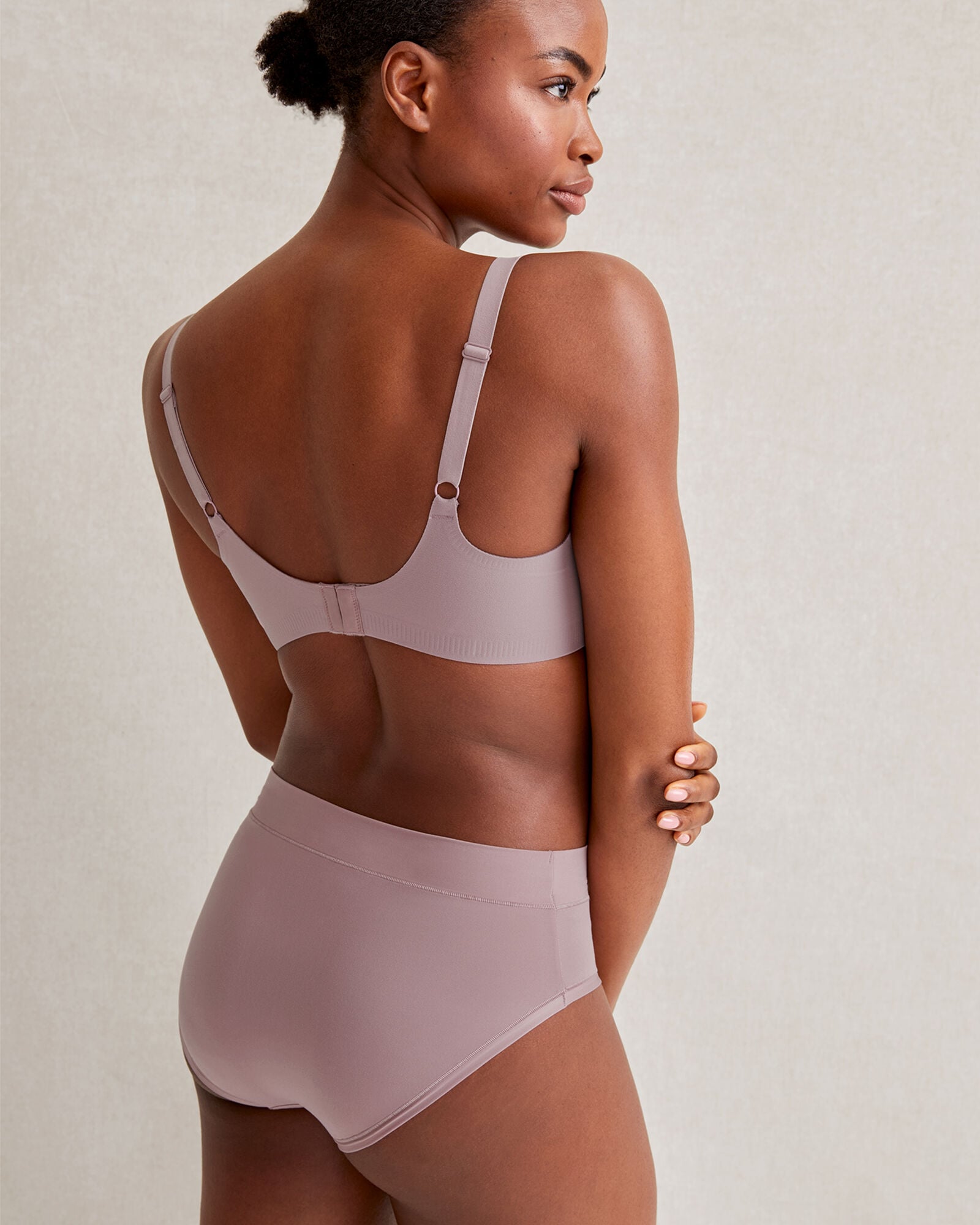 ALLOY|BLACK|BURLWOOD|DEEP TAUPE|ELDERBERRY|EVENTIDE|KALAMATA|NOUGAT|PORT ROYALE|SAND DOLLAR|SEPIA ROSE|SMOKEY TAUPE|BERING SEA|POTENT PURPLE EMBRACE LIGHTLY-LINED PERFECT COVERAGE BRA | Talbots outlet