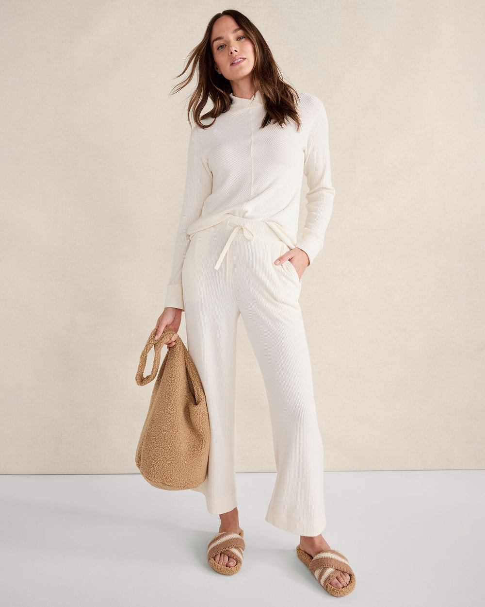 ANISE|IVORY CURLY SHERPA BUCKET TOTE | Talbots online