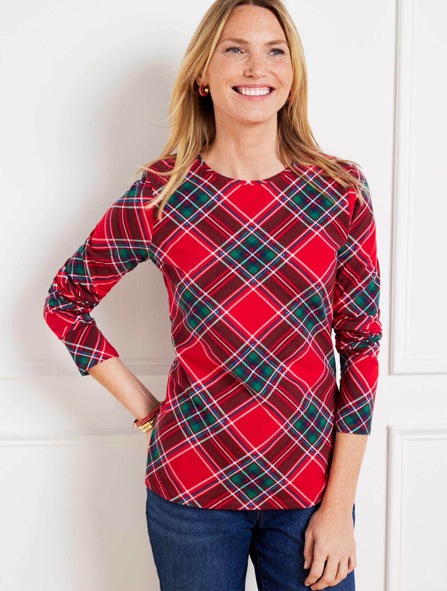 RED POP MULTI CREWNECK TEE - POINSETTIA PLAID | Talbots US