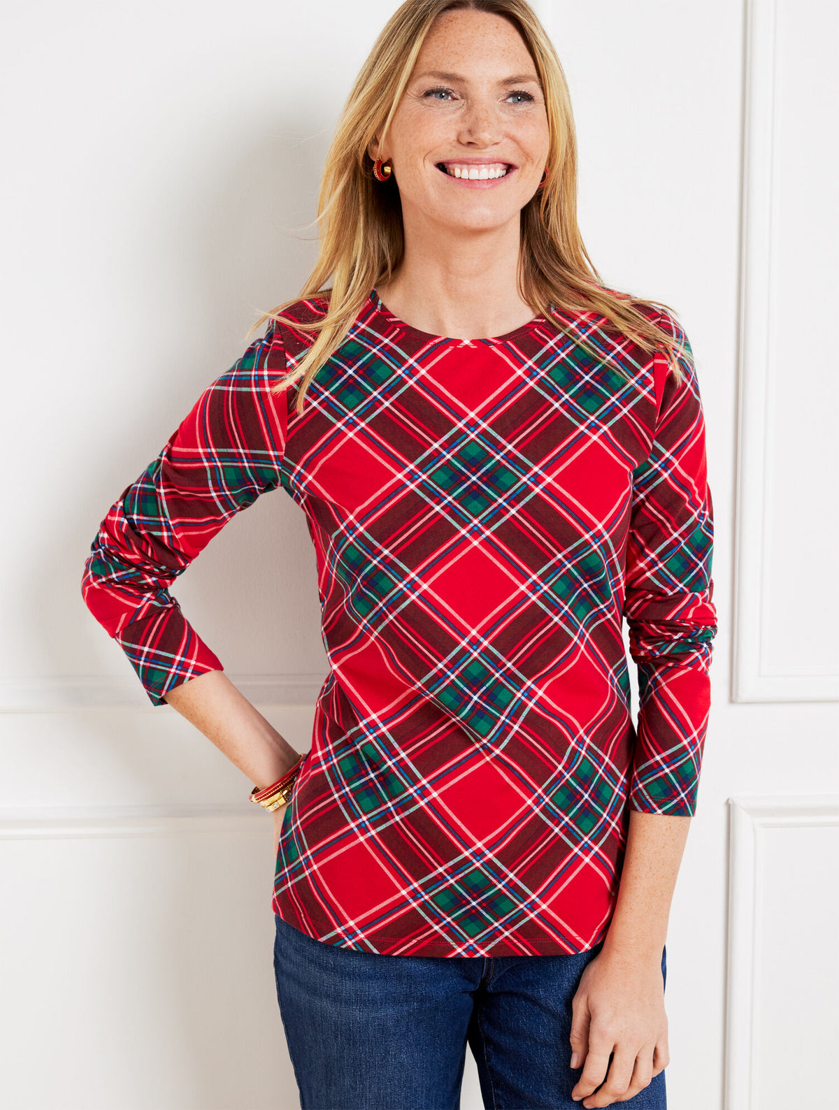 RED POP MULTI CREWNECK TEE - POINSETTIA PLAID | Talbots US