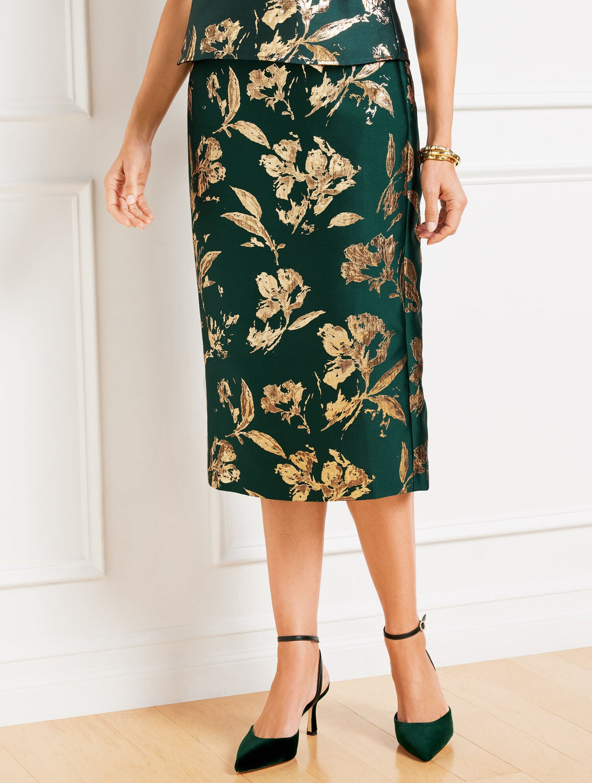 DARK GREEN/GOLD METALLIC FLORAL JACQUARD PENCIL SKIRT | Talbots on sale