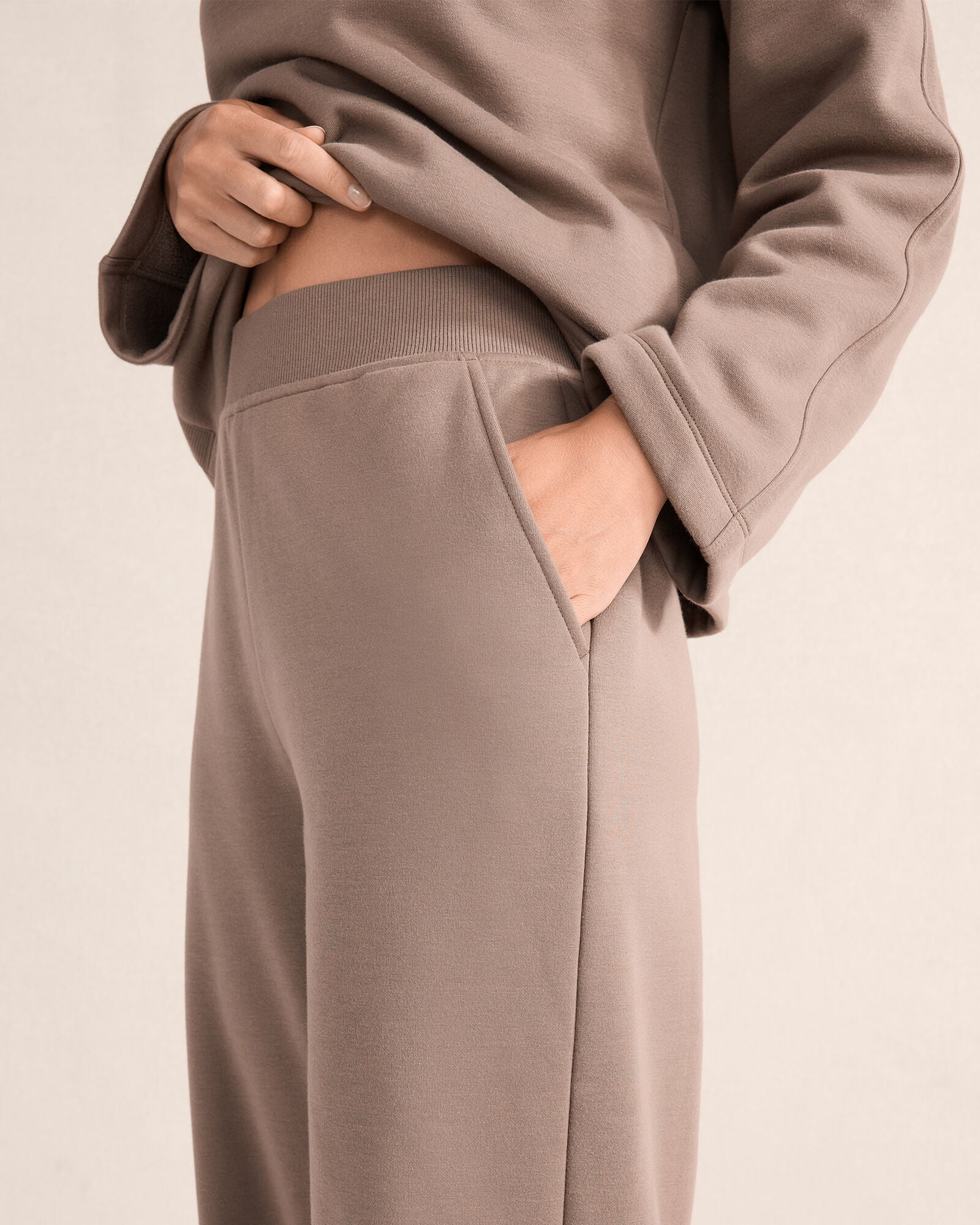 CAFE LATTE LUXE FLEECE BARREL-LEG PANTS | Talbots US