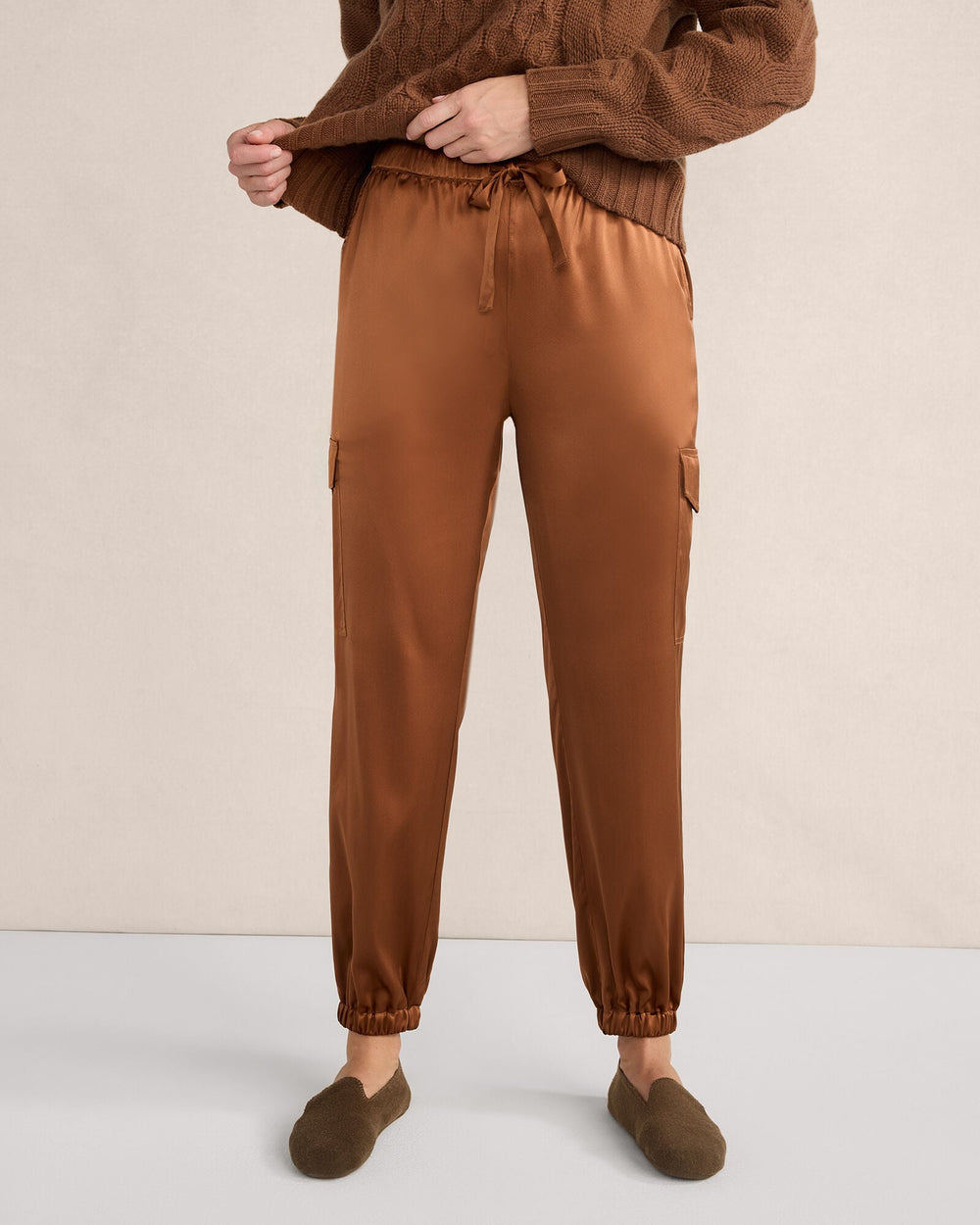 CLOVE WASHABLE SILK DRAWSTRING CARGO JOGGERS | Talbots online