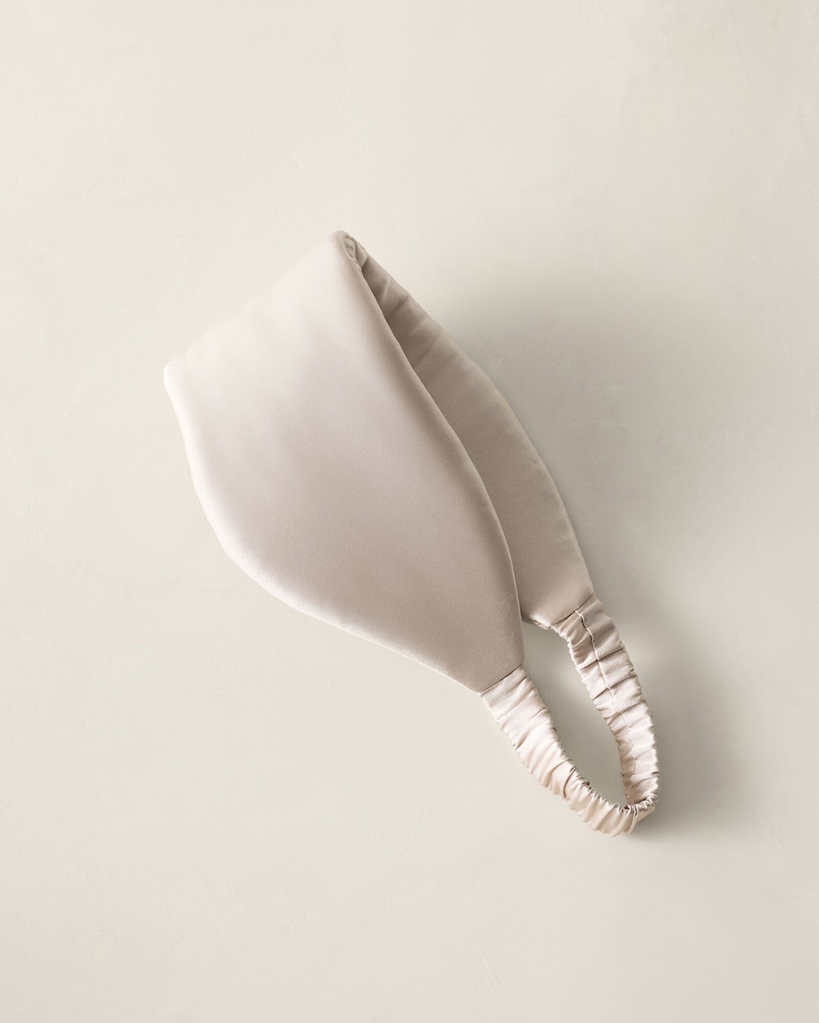 PEBBLE WASHABLE SILK PUFFER EYE MASK | Talbots near me