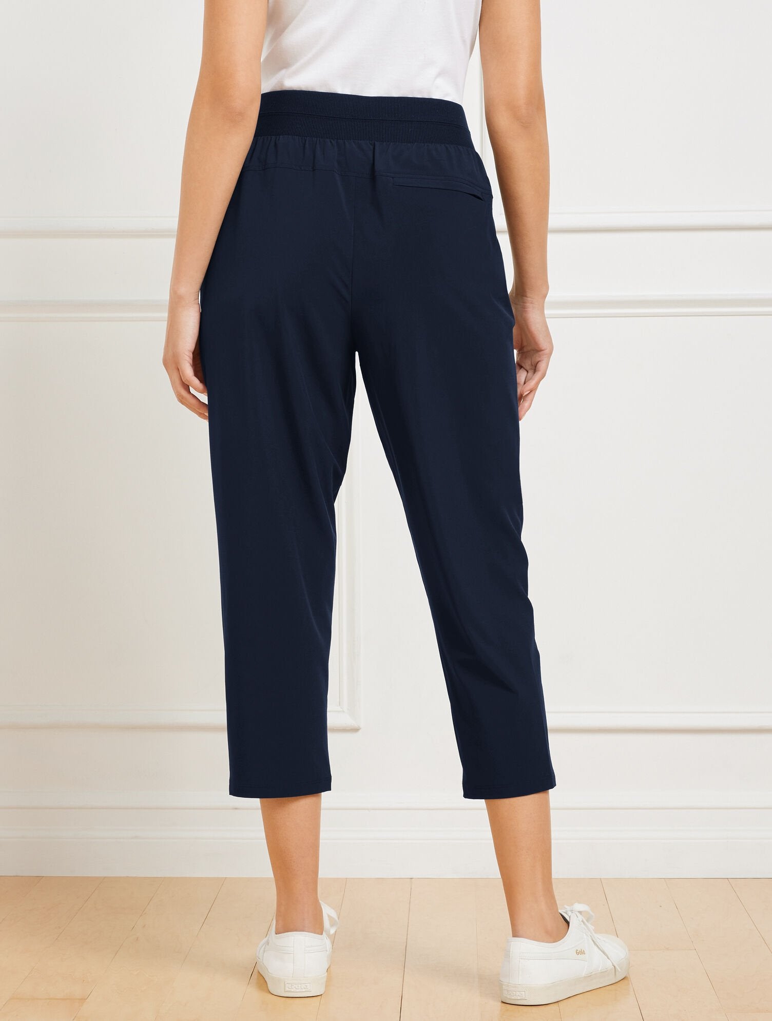 BLACK|INDIGO BLUE LIGHTWEIGHT WOVEN STRETCH STRAIGHT LEG CROP PANTS | Talbots outlet