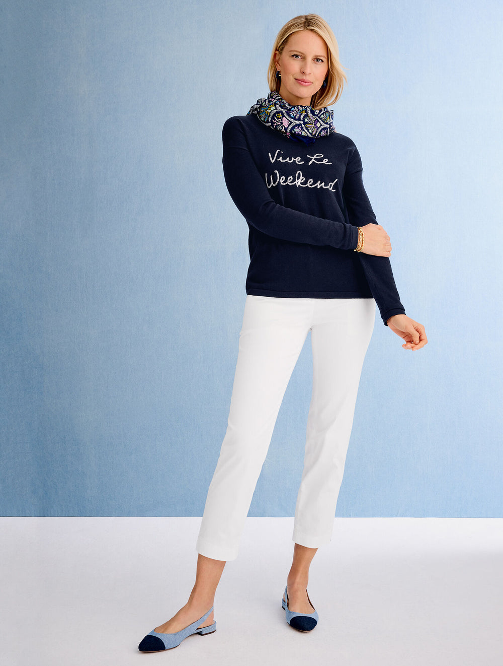 INDIGO/WHITE WEEKEND V-NECK PULLOVER | Talbots near me