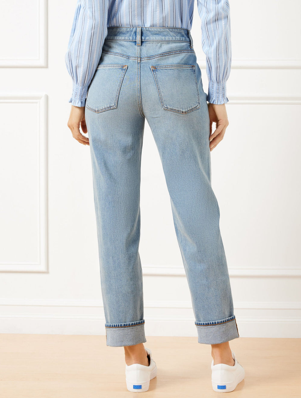CARNASIE WASH EVERYDAY RELAXED JEANS - CANARSIE WASH | Talbots for sale
