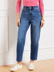 QUINN WASH RELAXED TAPERED BARREL LEG JEANS - QUINN WASH | Talbots online
