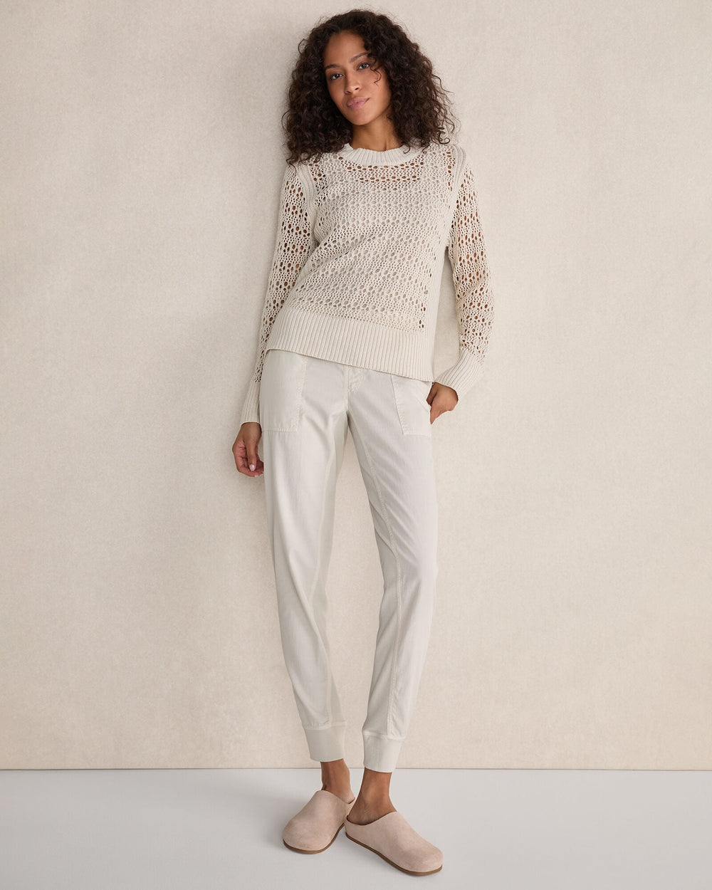 GARMENT DYE CARIBOU|GARMENT DYE FULL MOON|GARMENT DYE PIGNOLI|MINERAL|BIRCH THE EFFORTLESS TWILL JOGGER | Talbots online