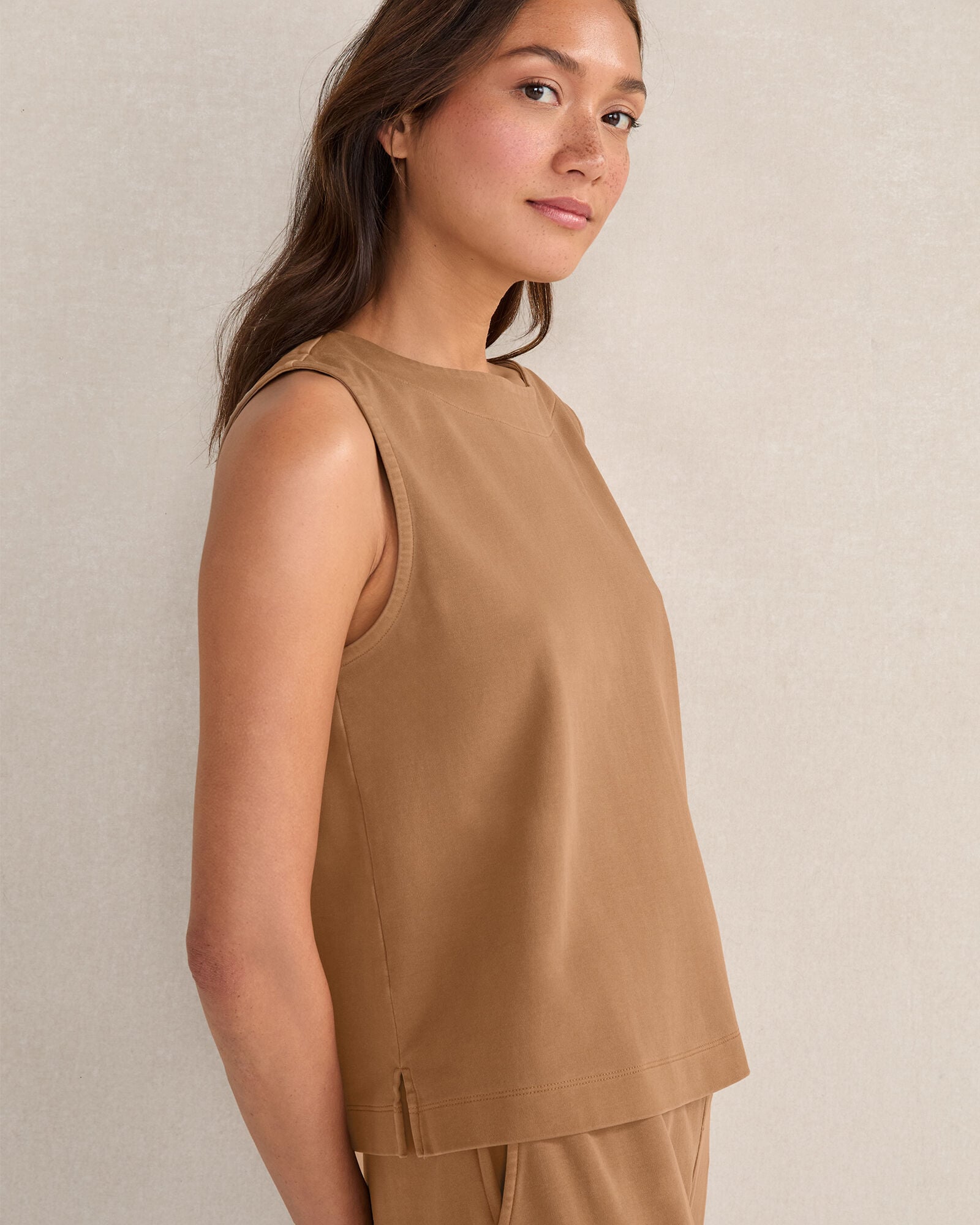 GARMENT DYE OCHRE|SEA ORGANIC COTTON INTERLOCK SLEEVELESS TOP | Talbots online