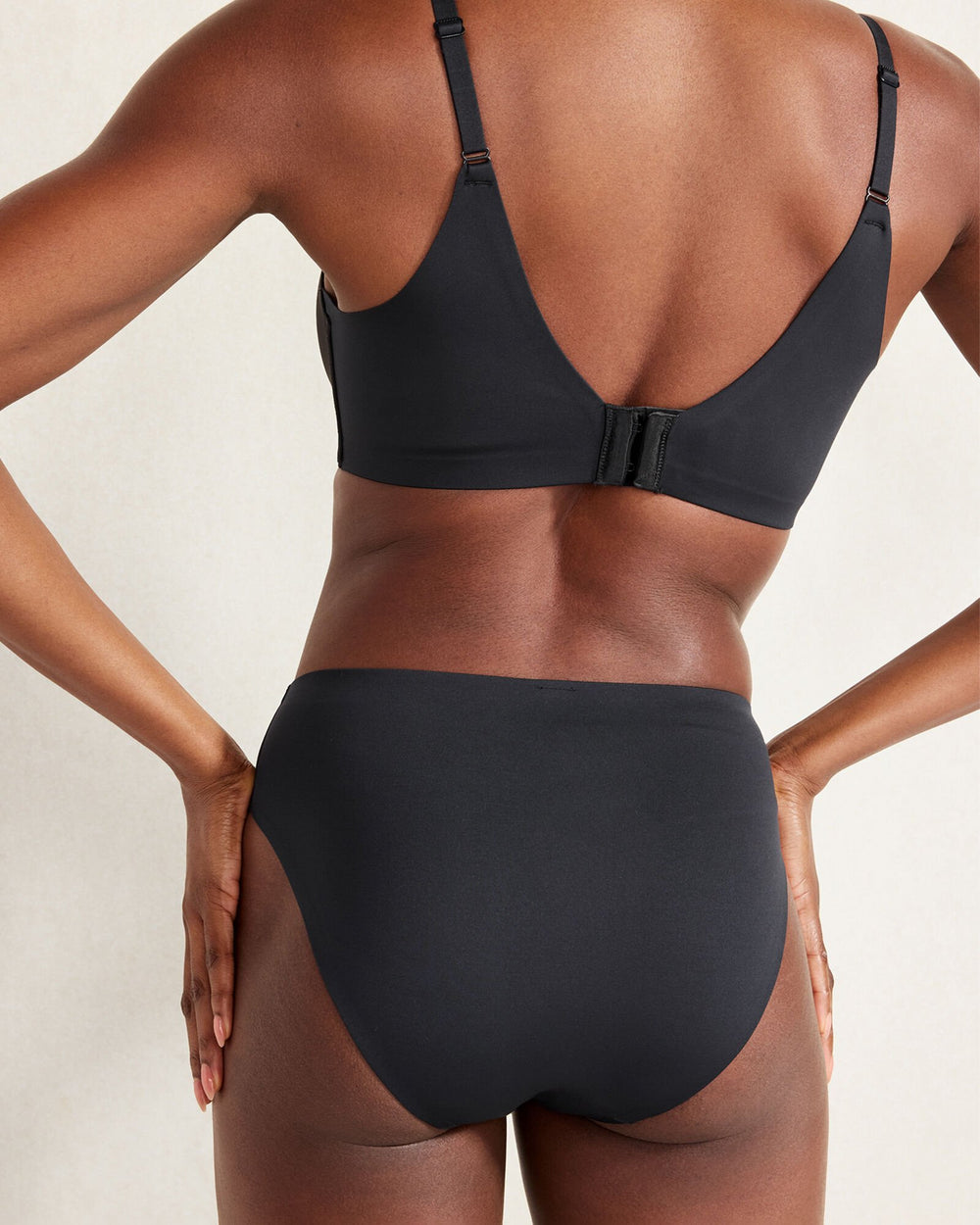 BLACK|CAFE MOCHA|SAND DOLLAR|SEPIA ROSE|WHITE FLAWLESS LIGHTLY-LINED NO-WIRE T-SHIRT BRA | Talbots sale
