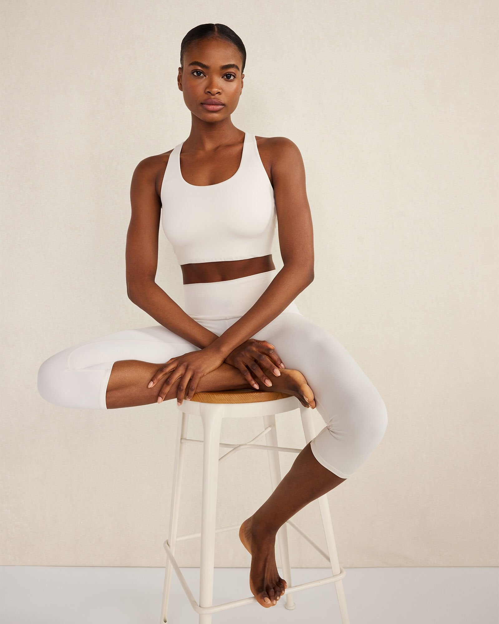 BLACK|LIGHT STONE BALANCE CAPRI LEGGINGS | Talbots US