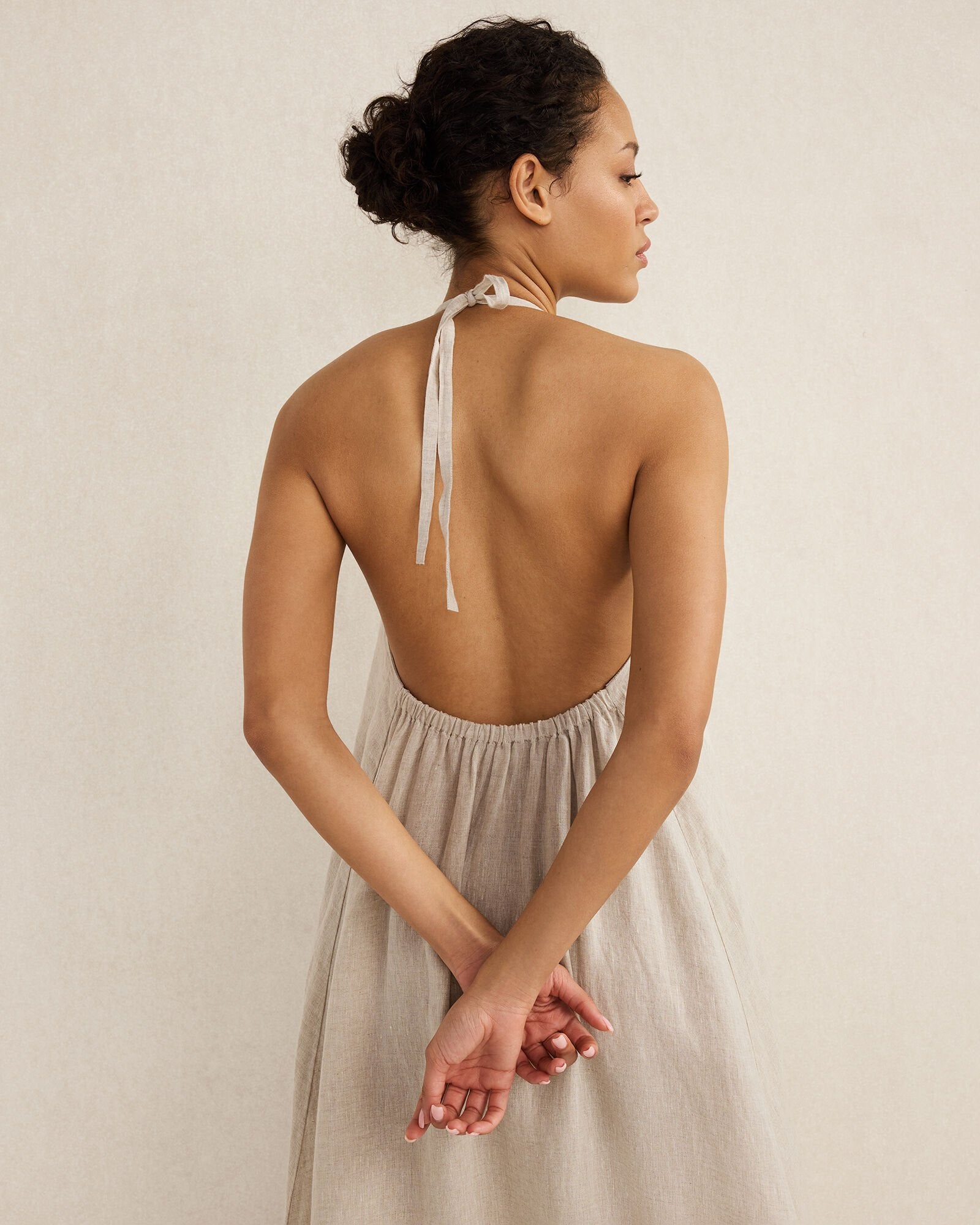 OATMEAL CROSS DYE|WIND LINEN HALTER MIDI DRESS | Talbots online