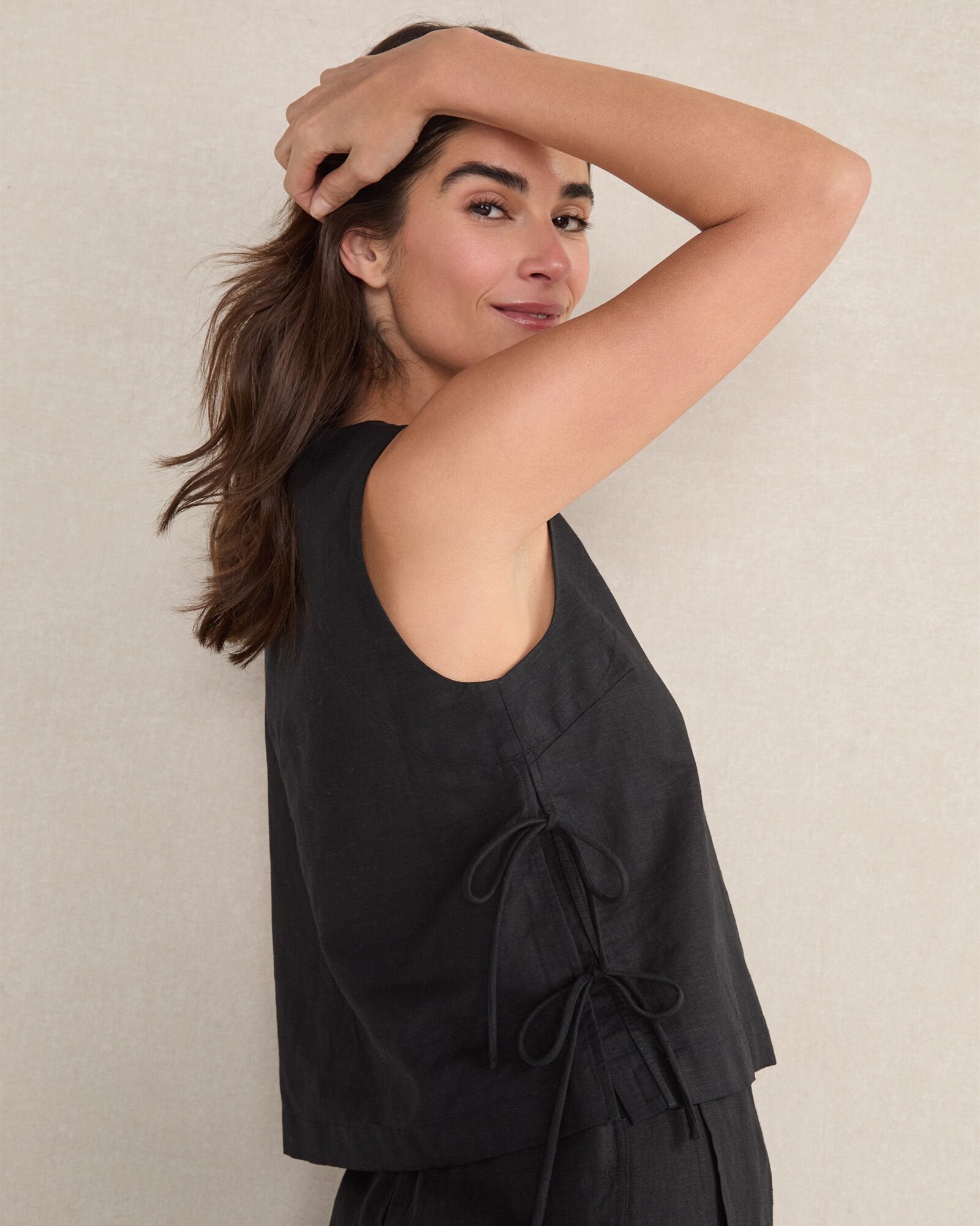 BLACK ORGANIC COTTON LINEN SIDE TIE TANK | Talbots online
