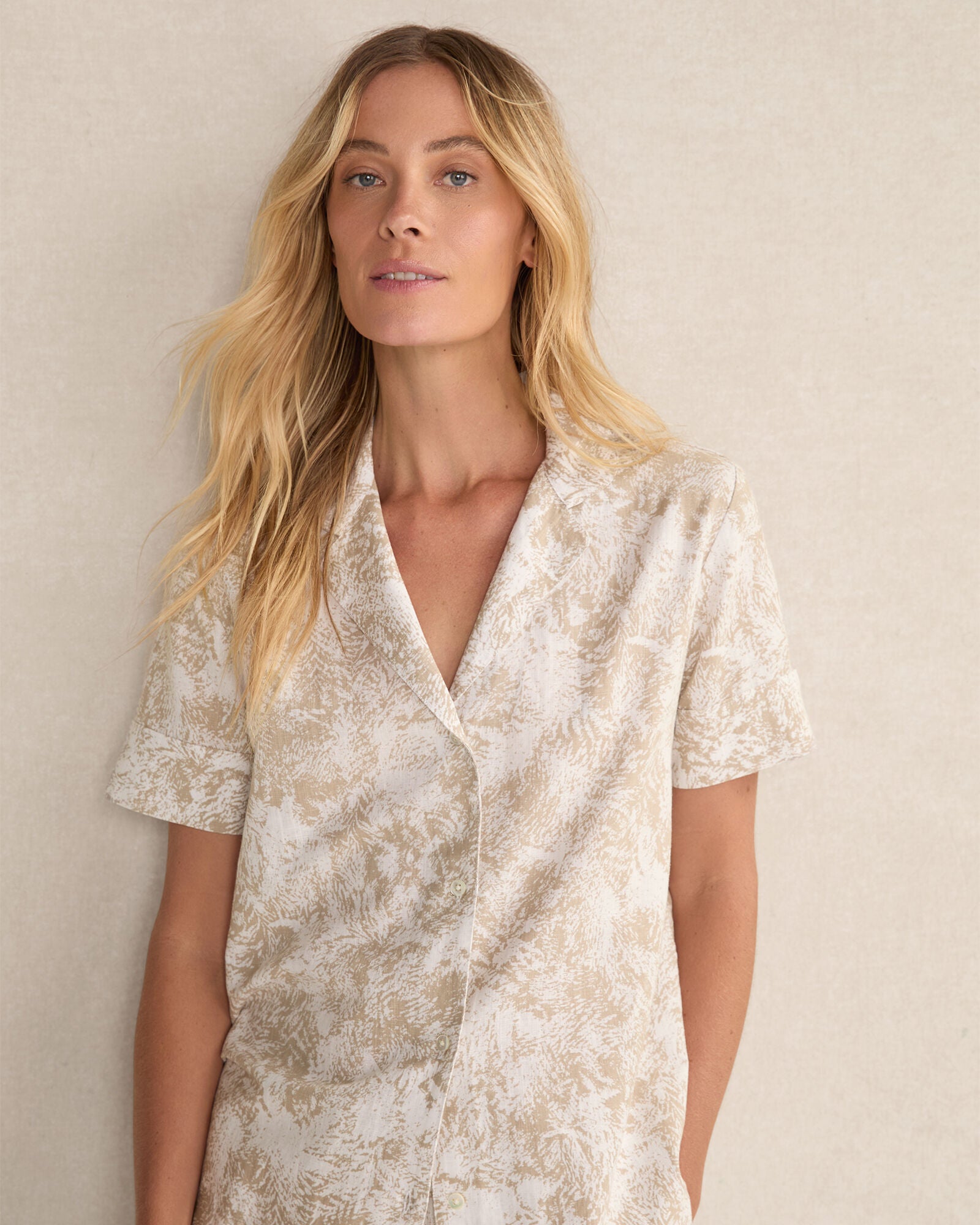 BISCUIT MULTI ORGANIC COTTON LINEN SERENE BOTANICALS SHORT SLEEVE SLEEP TOP | Talbots near me