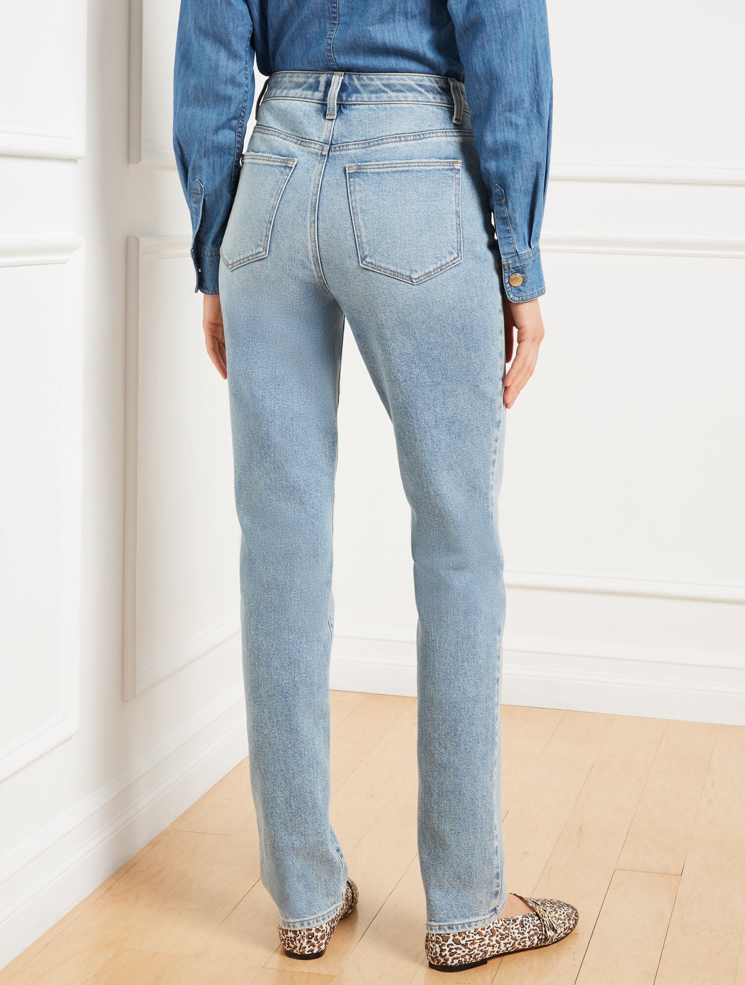 GLENDALE WASH STRAIGHT LEG JEANS - GLENDALE WASH | Talbots US