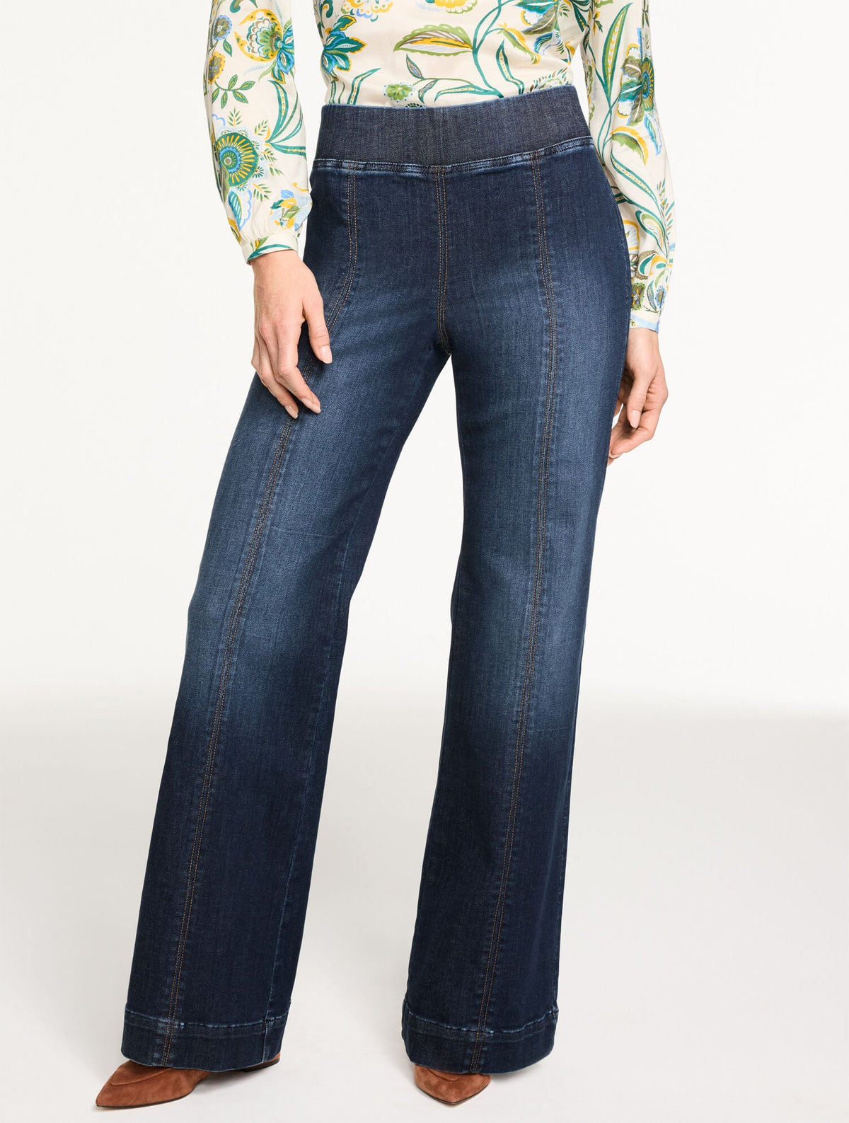 BEEKMAN WASH FLARE LEG PULL-ON TRAVEL JEANS - BEEKMAN WASH | Talbots discount