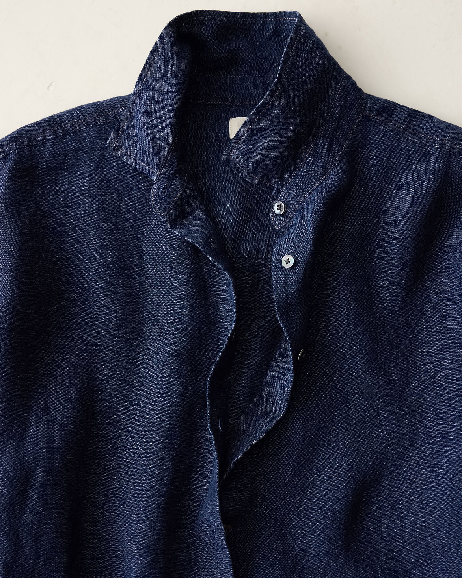 DELAVE NAVY THE DAILY SHIRT IN LINEN | Talbots for sale