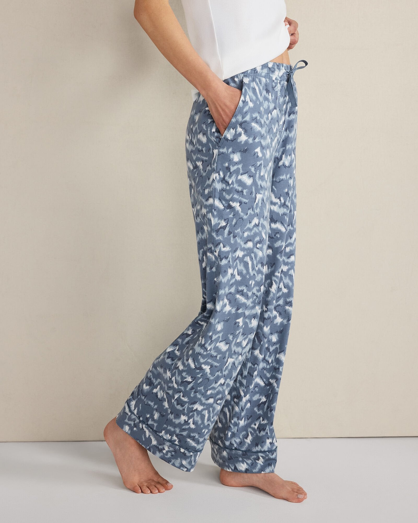 INDIGO FOURRURE PRINT ORGANIC COTTON JERSEY WAVE PAJAMA PANTS | Talbots outlet