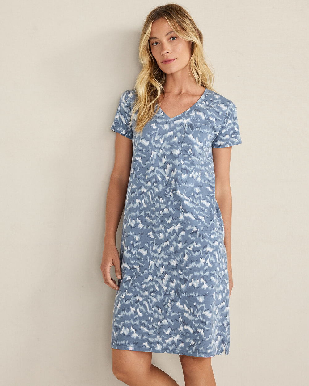 INDIGO FOURRURE PRINT ORGANIC COTTON JERSEY WAVE SLEEP DRESS | Talbots for sale