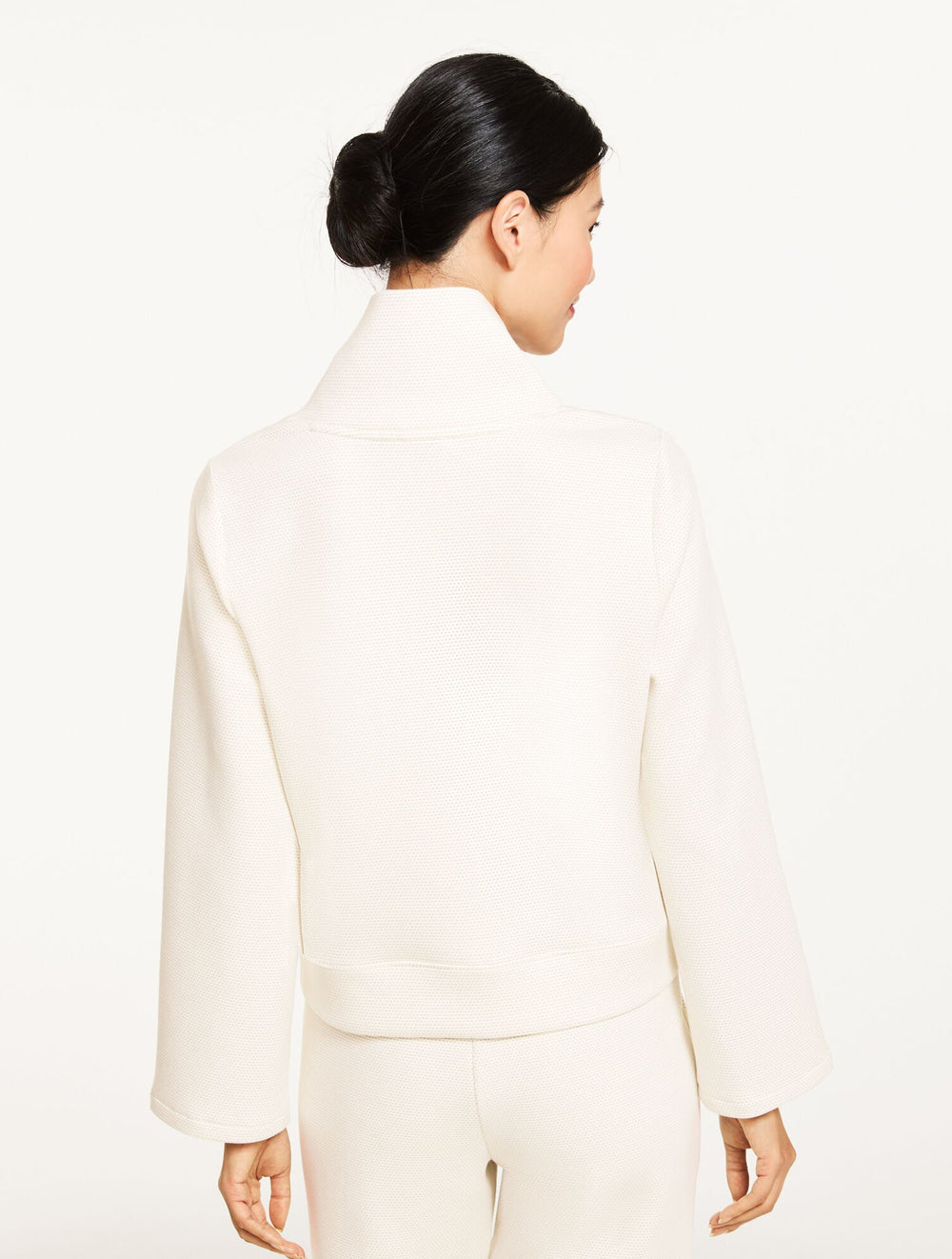IVORY AIRKNIT STRETCH MESH V-NECK PULLOVER | Talbots discount