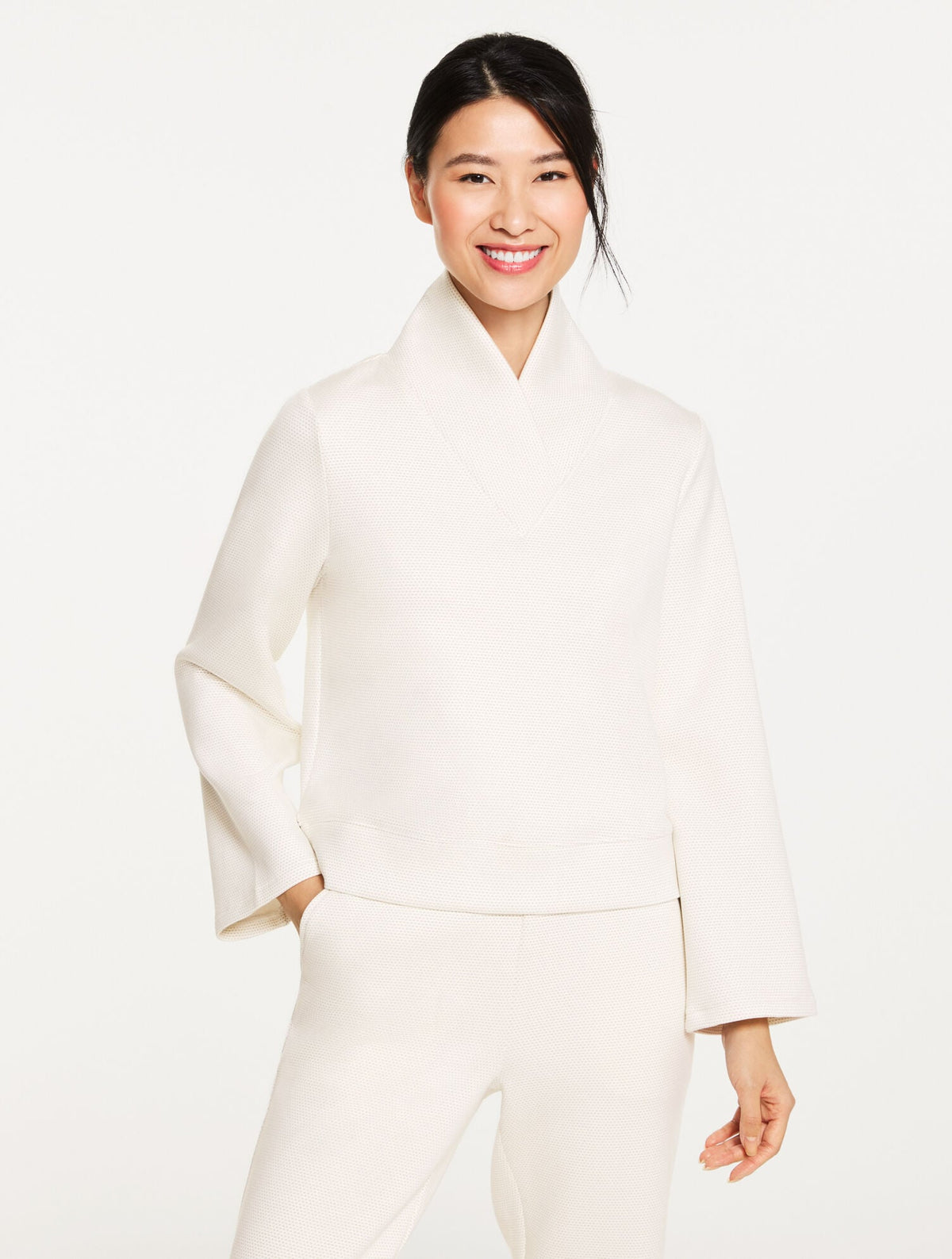 IVORY AIRKNIT STRETCH MESH V-NECK PULLOVER | Talbots discount