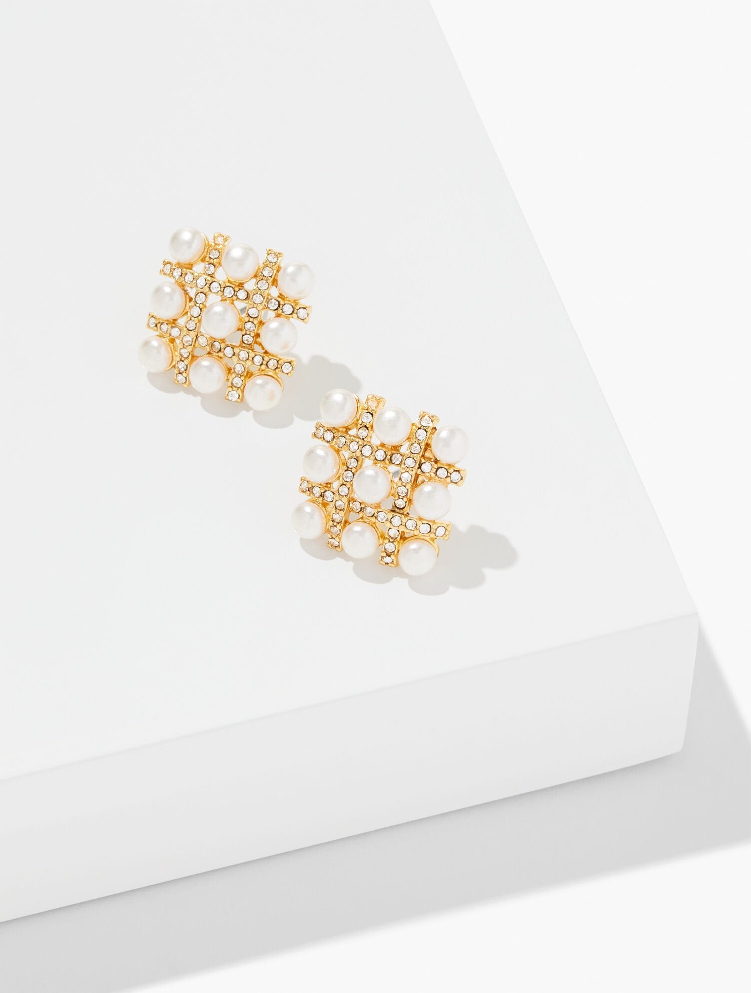 IVORY PEARL/GOLD WOVEN PEARL STUD EARRINGS | Talbots US
