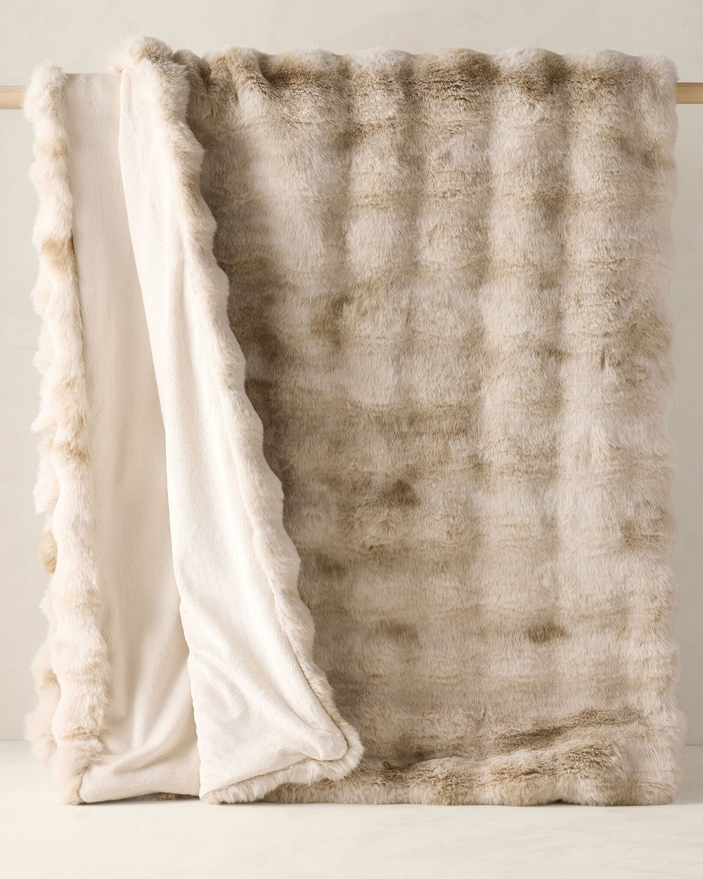 CREAM|FEATHER GREY|SEA BLUE FAUX FUR THROW BLANKET AND TOTE | Talbots sale