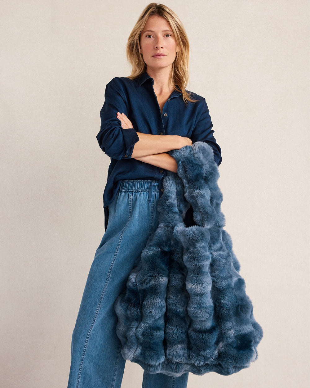 CREAM|FEATHER GREY|SEA BLUE FAUX FUR THROW BLANKET AND TOTE | Talbots sale