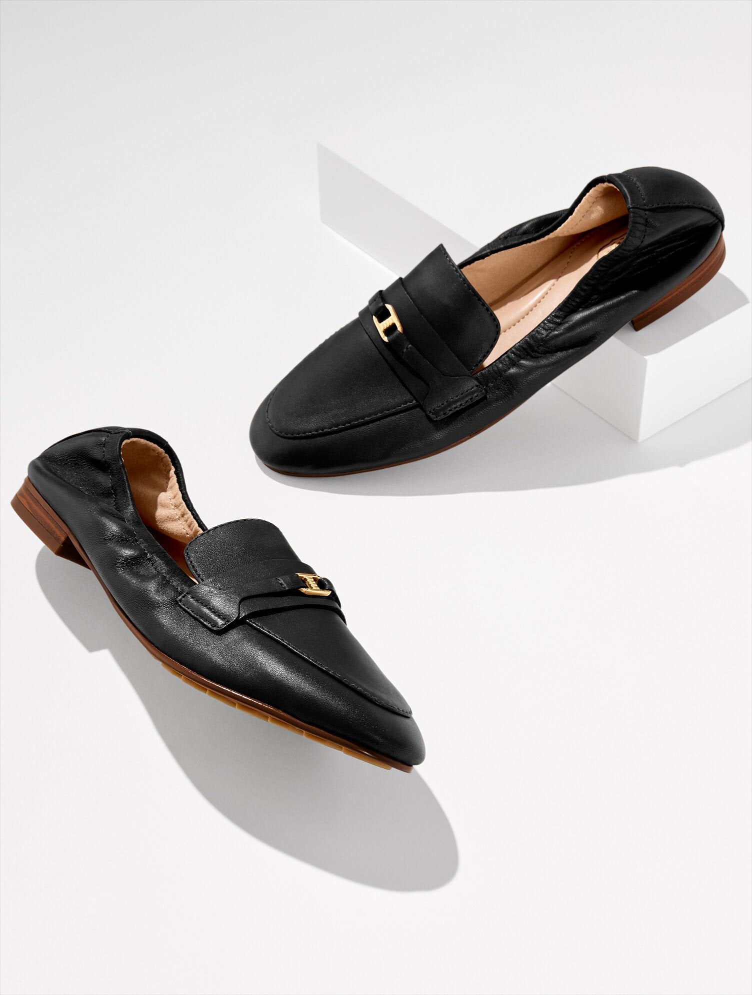 BLACK,5M,Medium