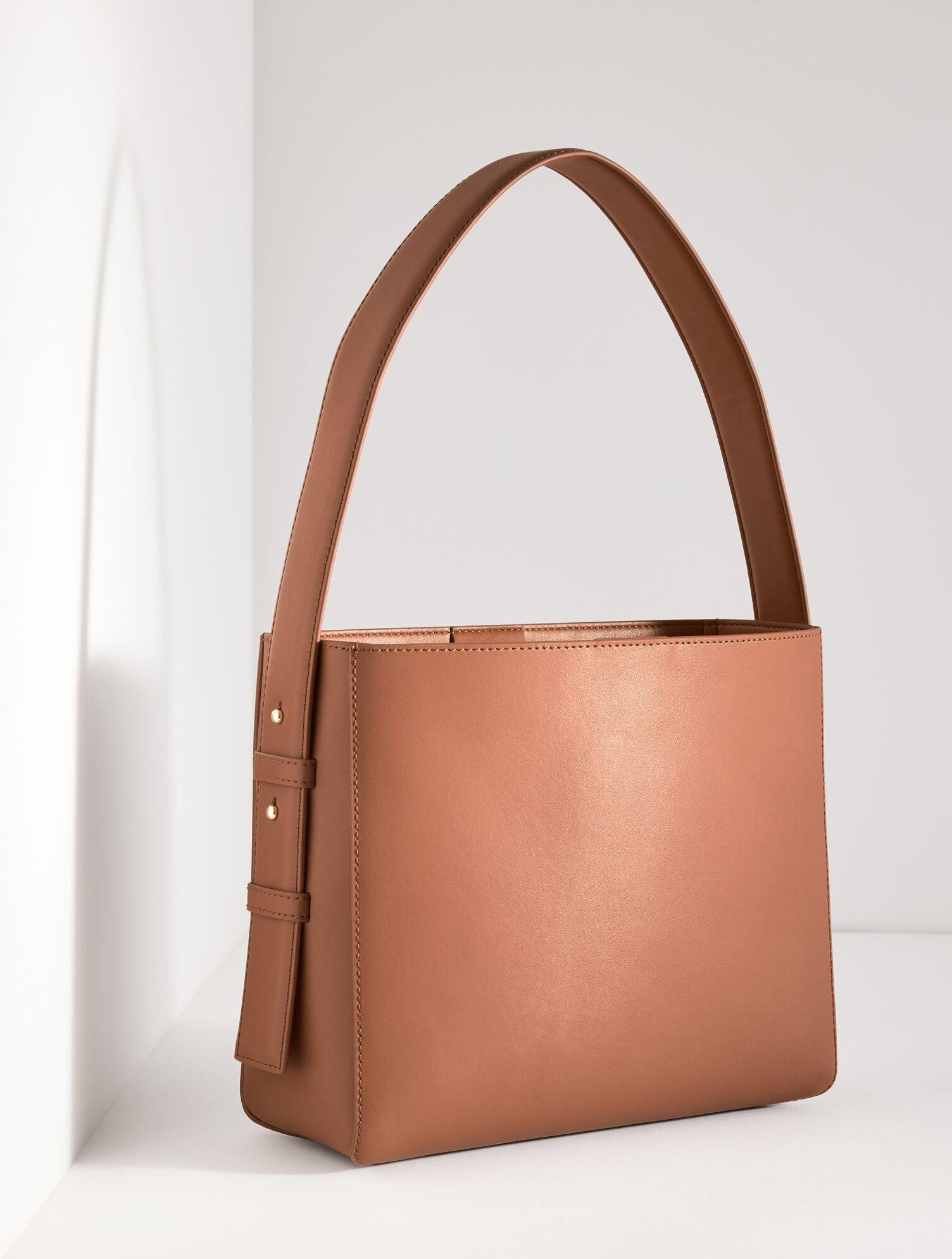 JASPER NAPPA LEATHER BUCKET BAG | Talbots discount