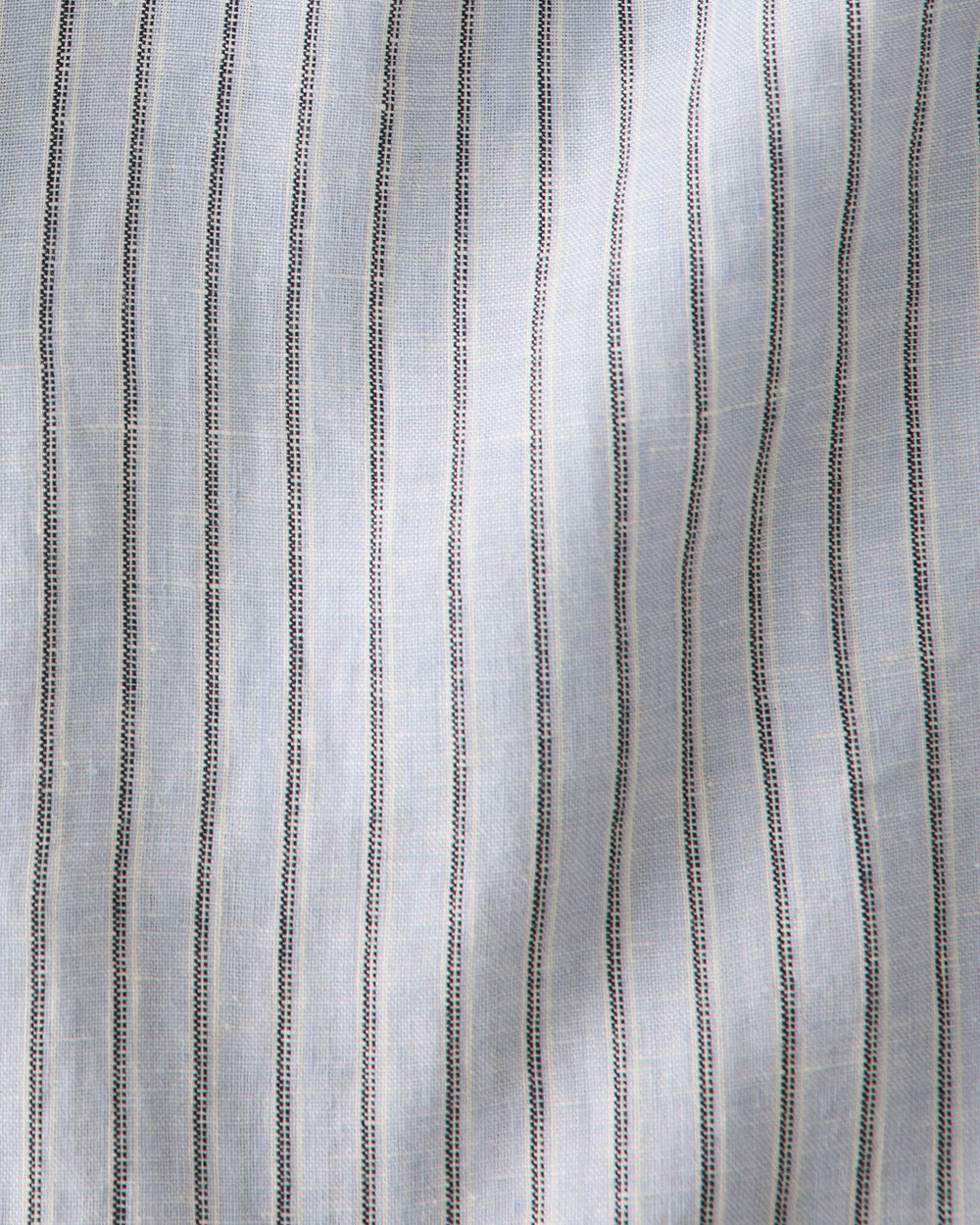 HEDGES STRIPE WAVE MULTI THE DAILY SHIRT IN LINEN STRIPE | Talbots near me