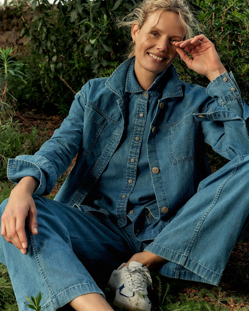 INDIGO WASH THE DAILY SHIRT IN ORGANIC COTTON DENIM | Talbots outlet